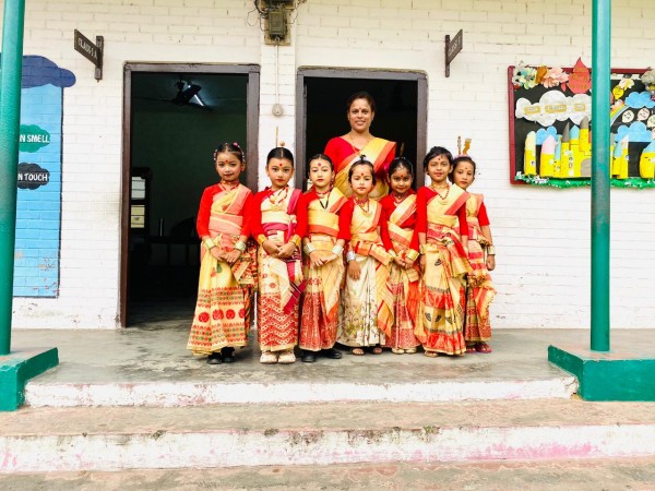 Dresses of Assam | Traditional Assamese Costumes - Holidify